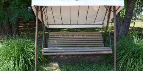 Jak si sami vyrobit zahradní houpačku z kovu vlastníma rukama